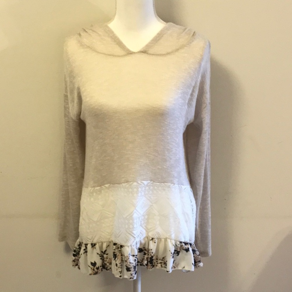 Love❤️Kuza Lace Floral Light Hooded Sweater